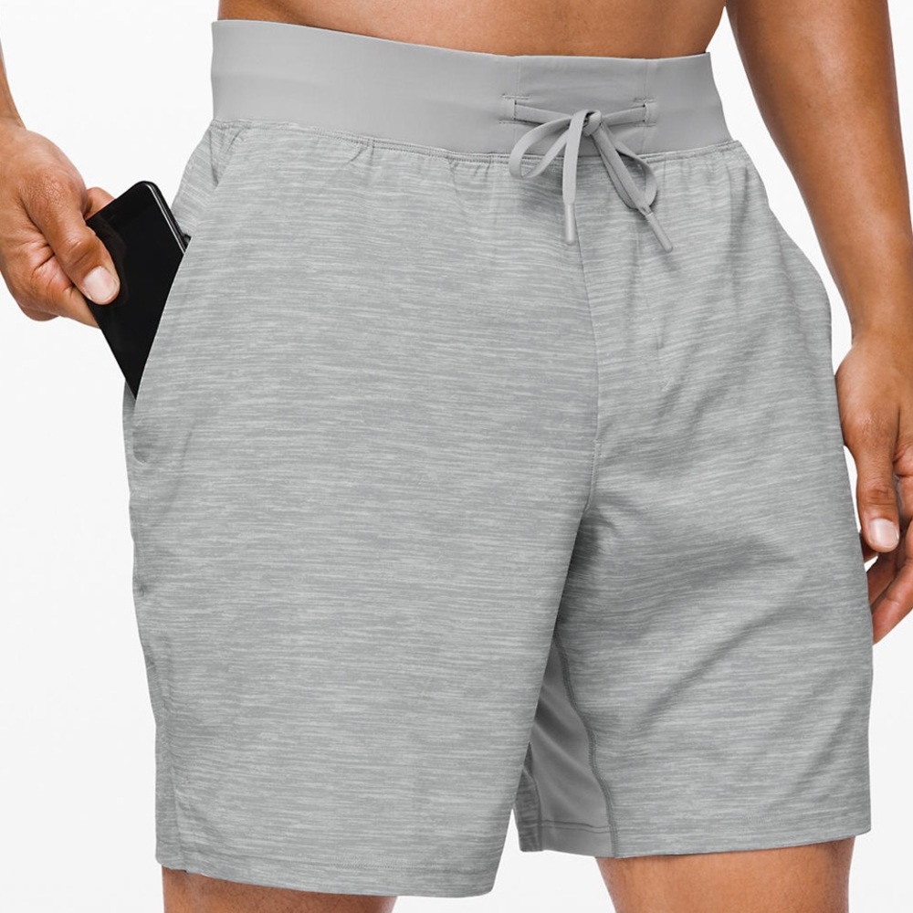 Lululemon Men T.H.E. Short 9”
Linerless
